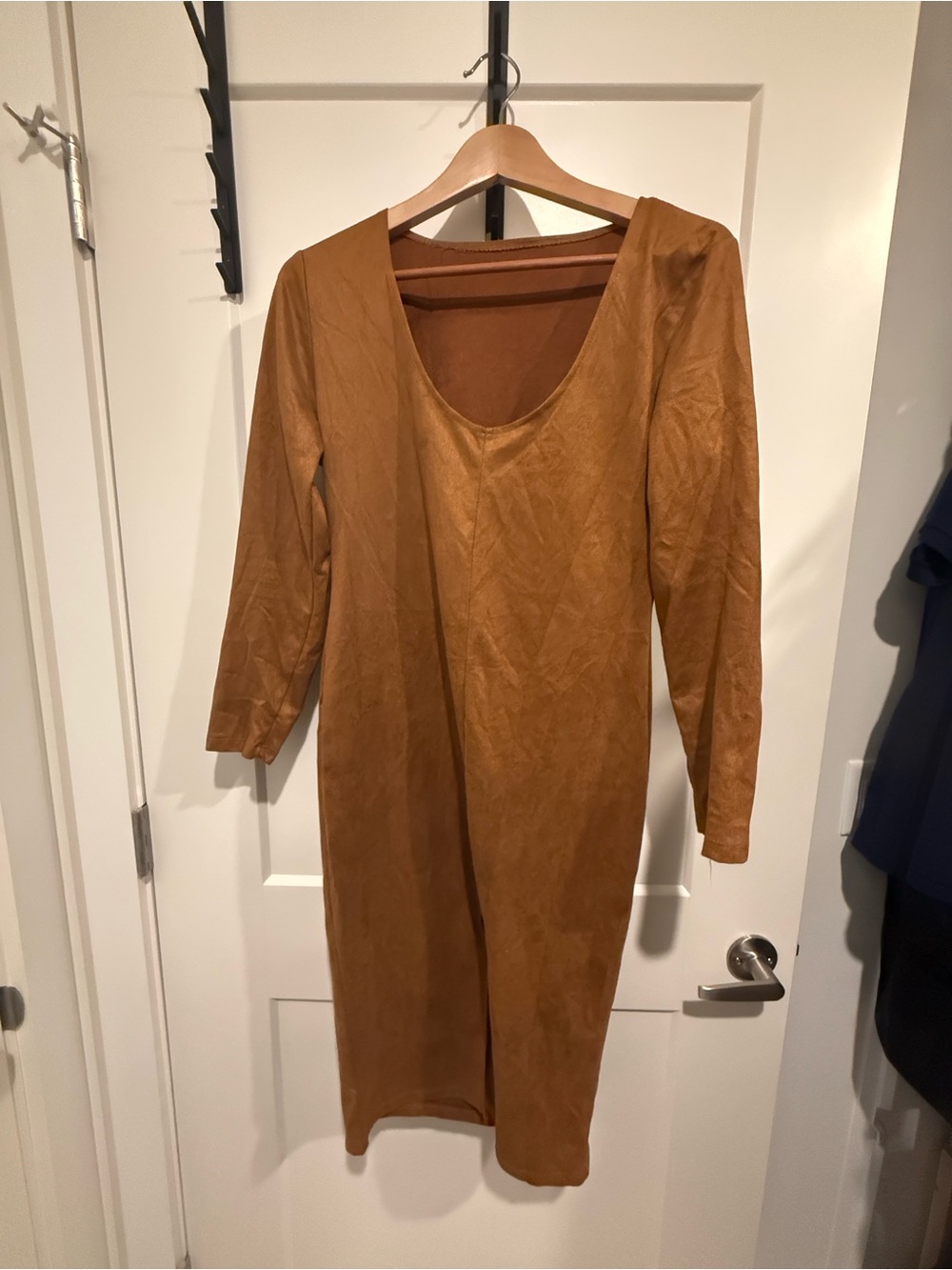 Women's Long Sleeve Scoop Neck Dress in Camel